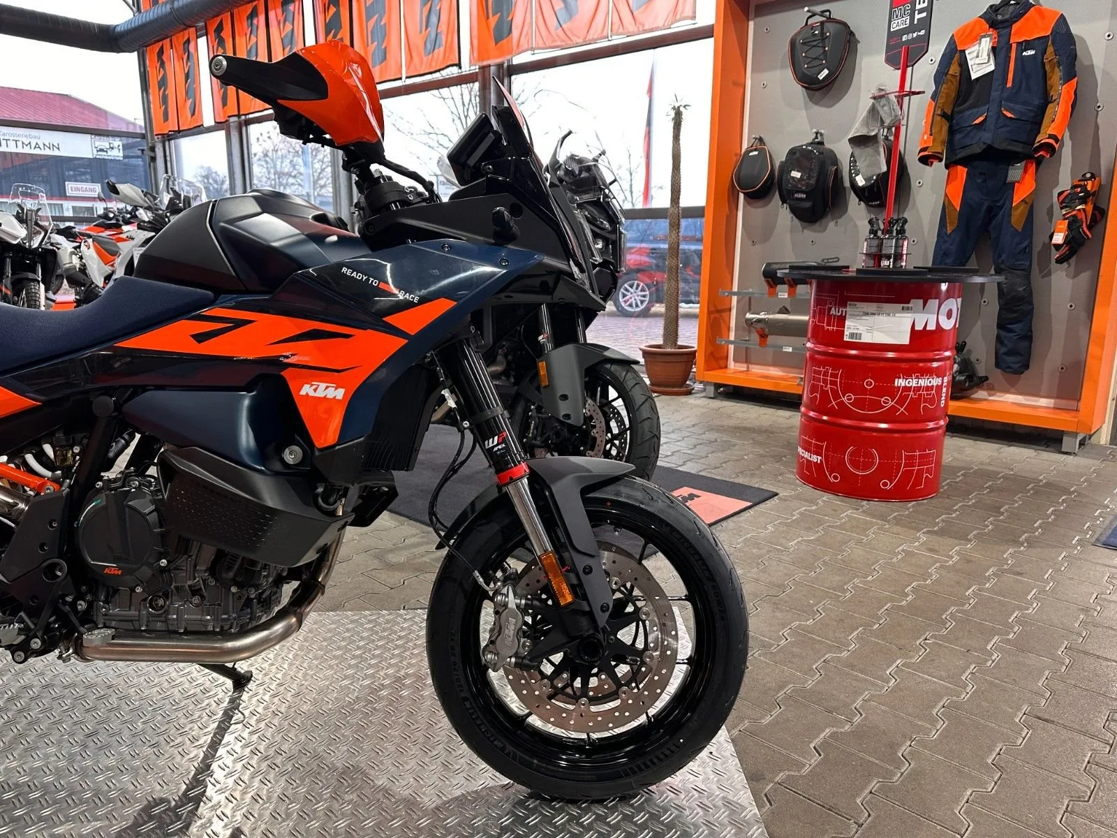 KTM 890 SMT