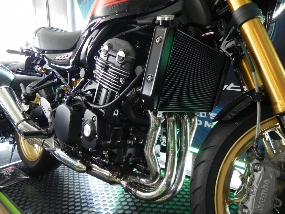 Kawasaki Z900 RS SE