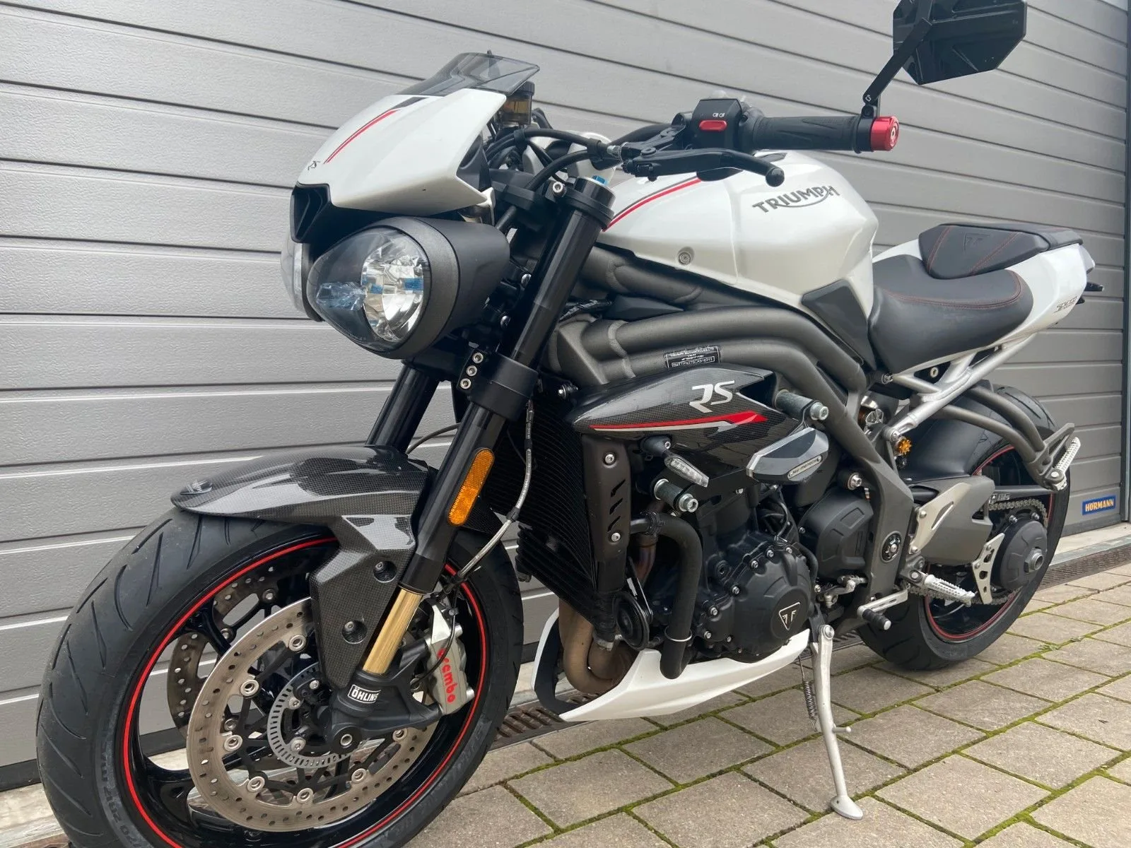 Triumph Speed Triple RS - viel Zubehör, Reifen / KD neu