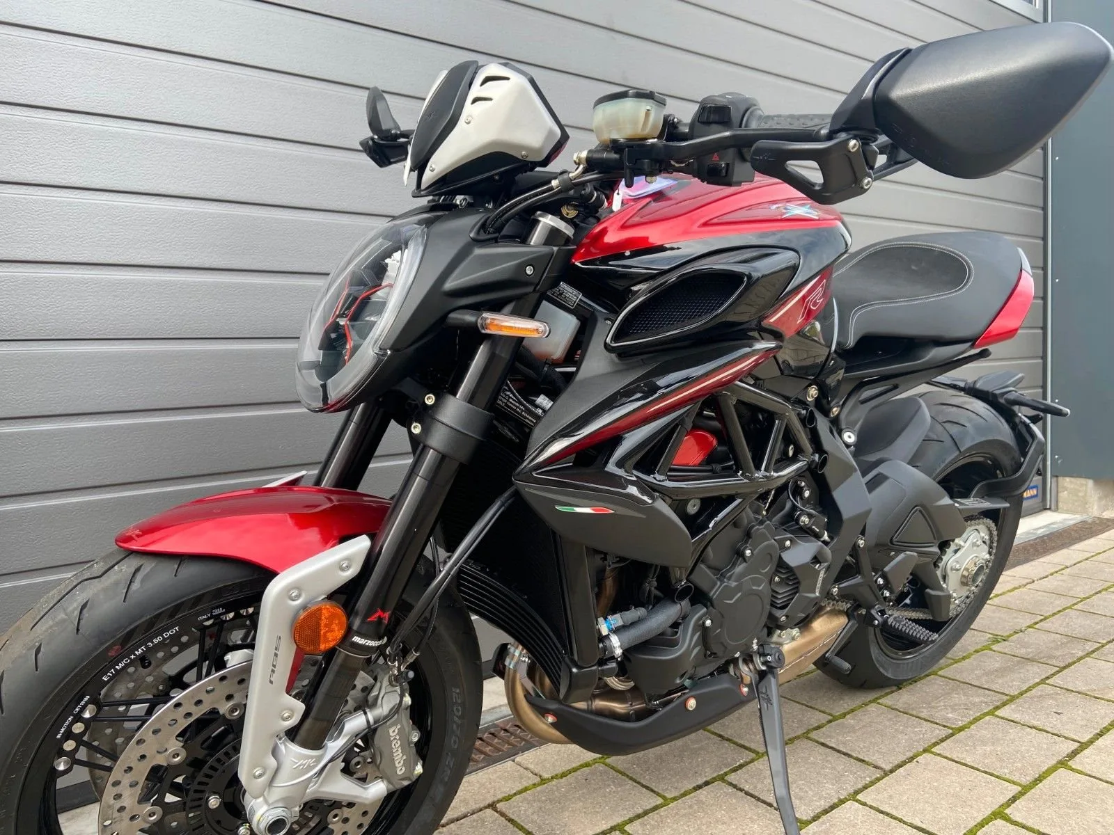 MV Agusta Dragster 800 RR SCS 4 Jahre Garantie