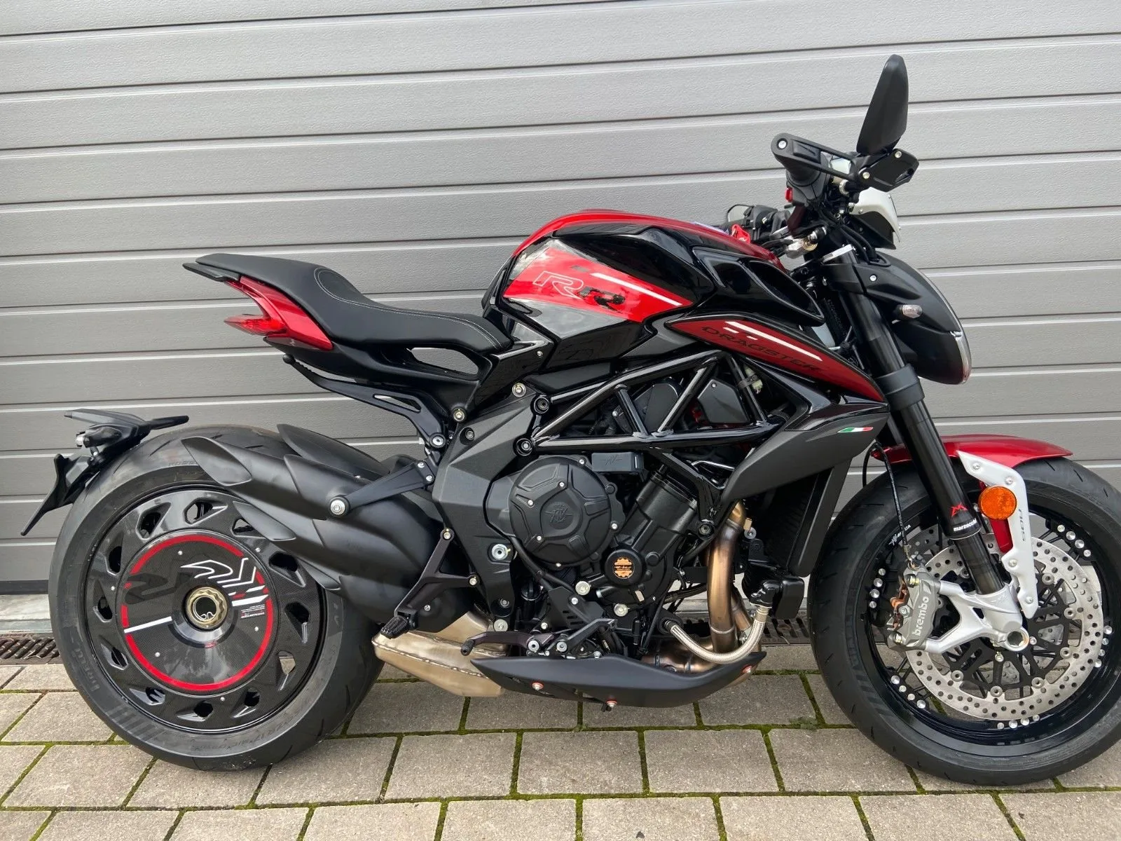 MV Agusta Dragster 800 RR SCS 4 Jahre Garantie