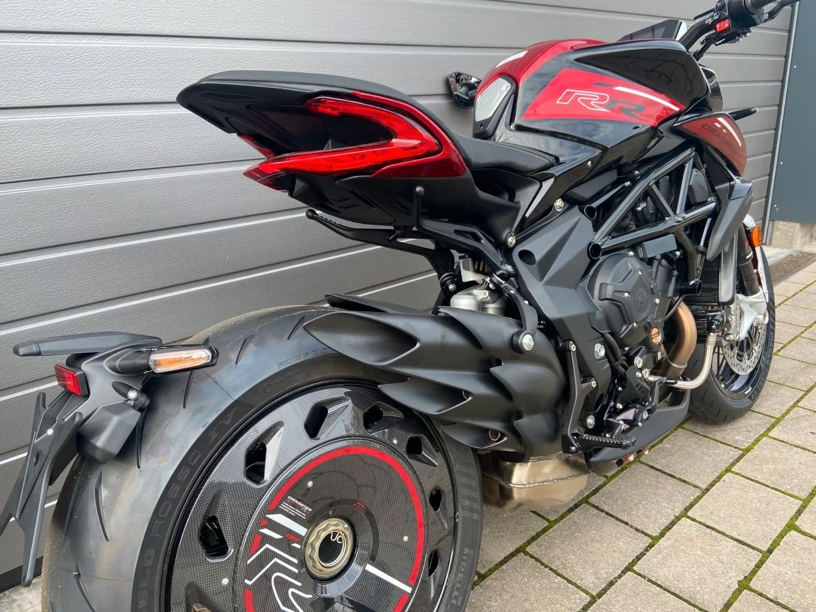MV Agusta Dragster 800 RR SCS 4 Jahre Garantie