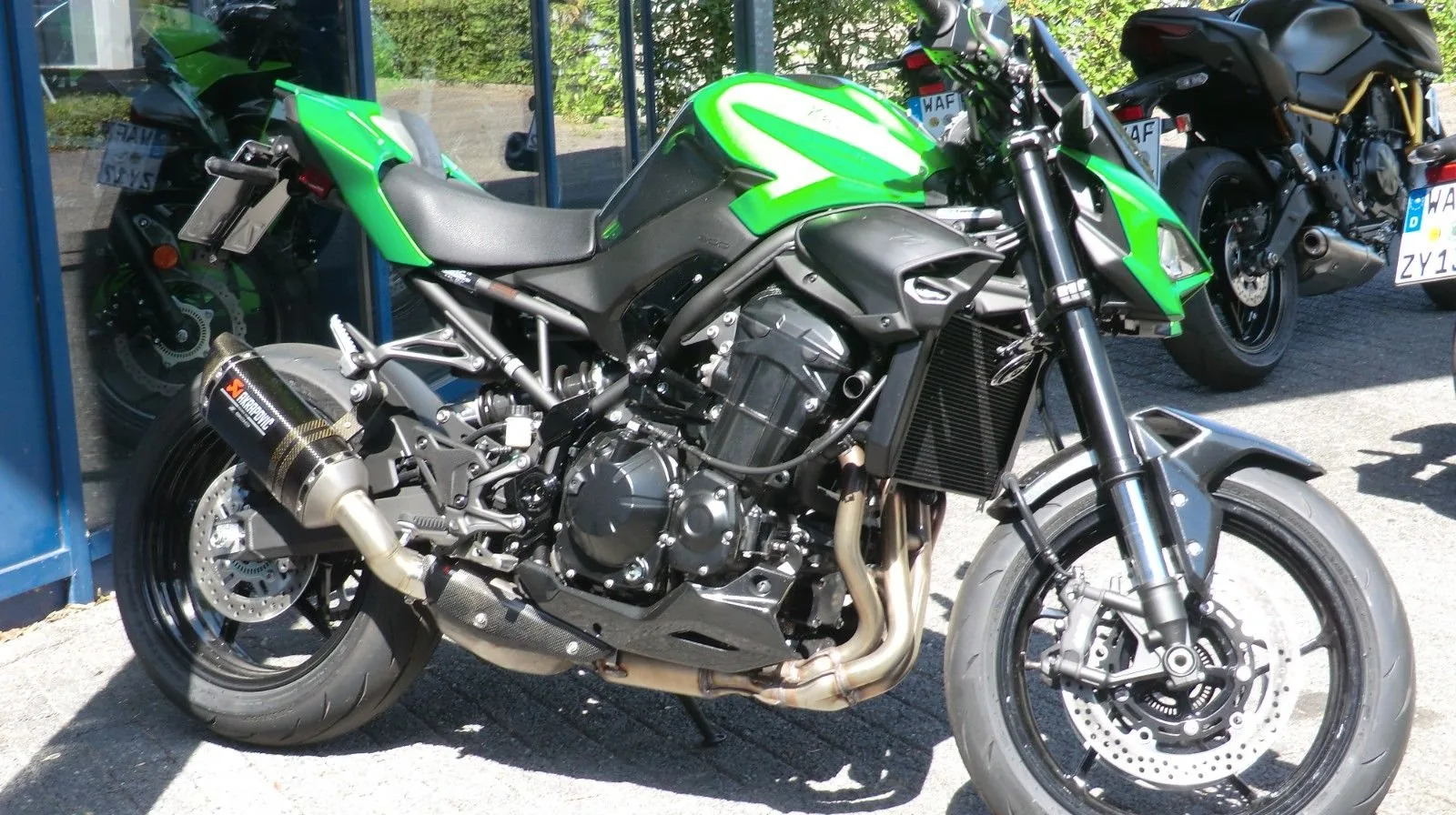 Kawasaki Z900 Performance +