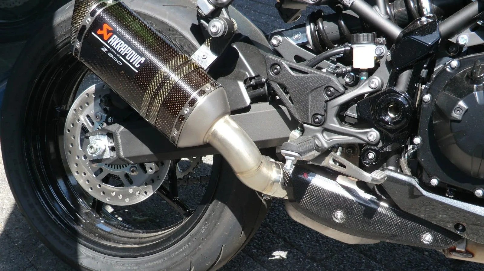 Kawasaki Z900 Performance +