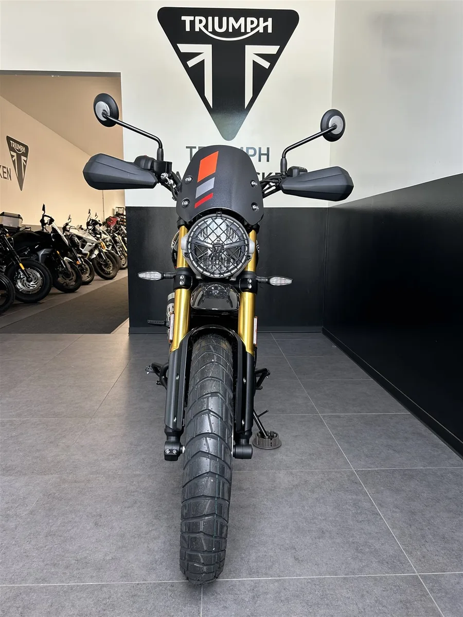 Triumph Scrambler 400 XC