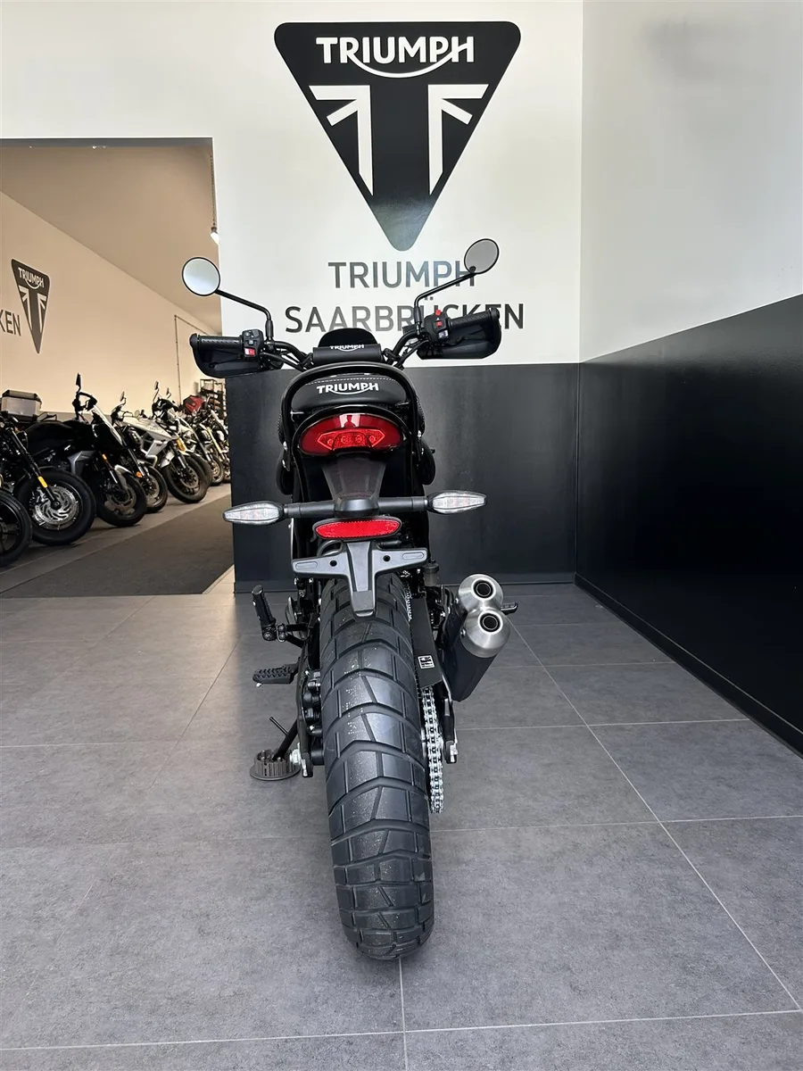 Triumph Scrambler 400 XC