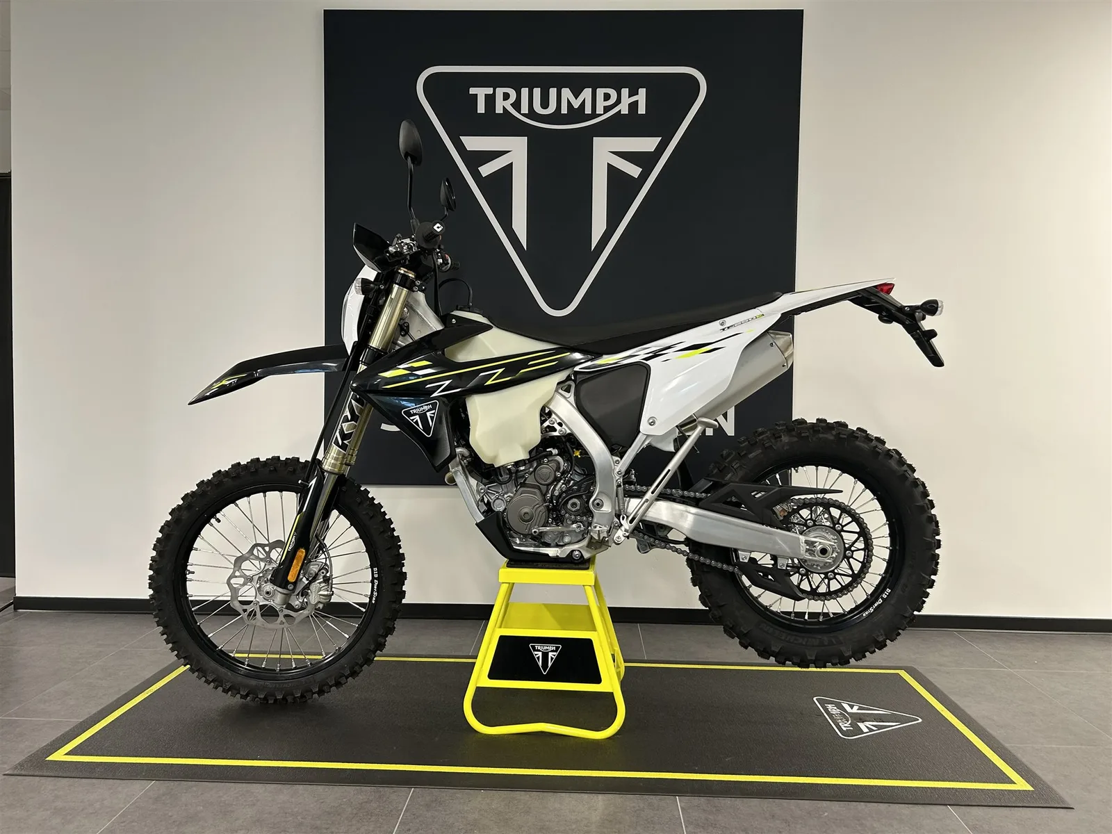 Triumph TF 250-E \*Sonderpreis\*