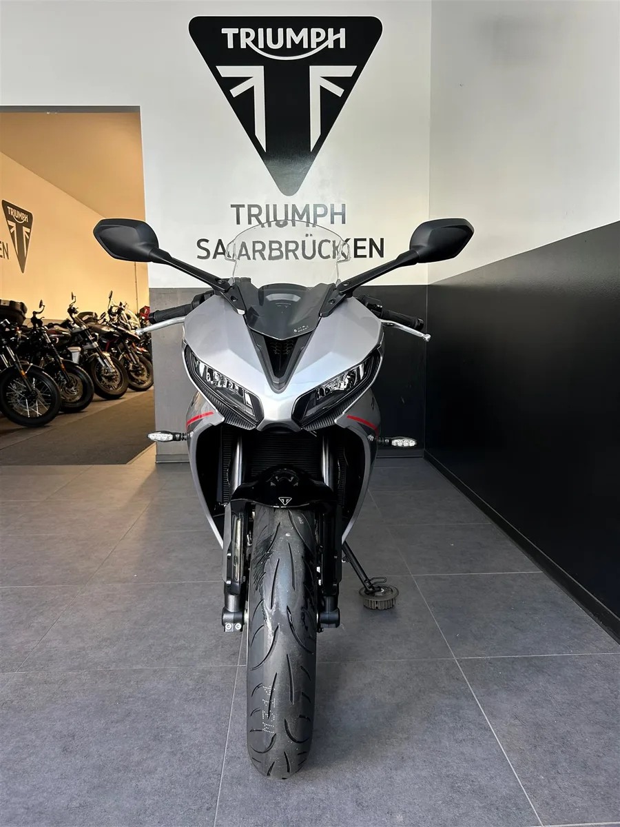 Triumph Daytona 660