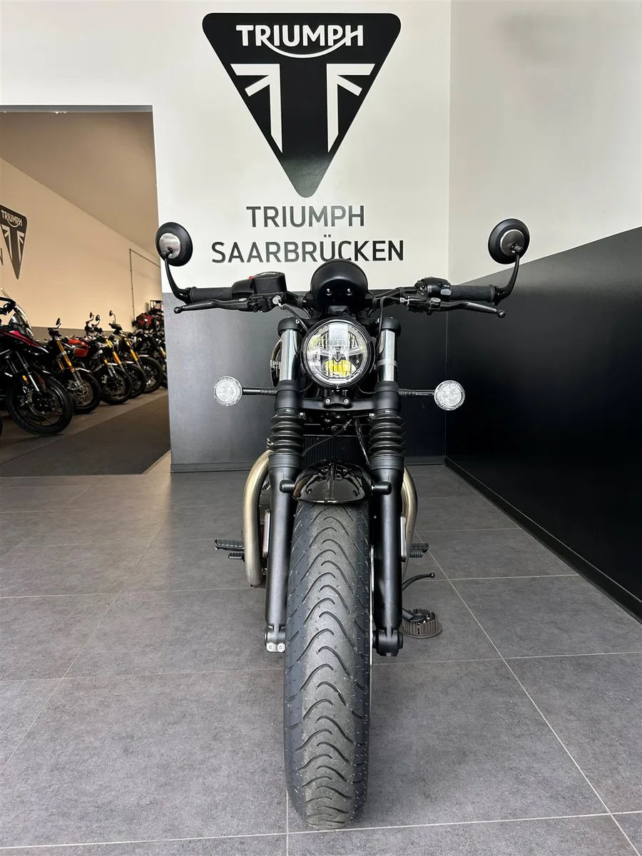 Triumph Bonneville Bobber