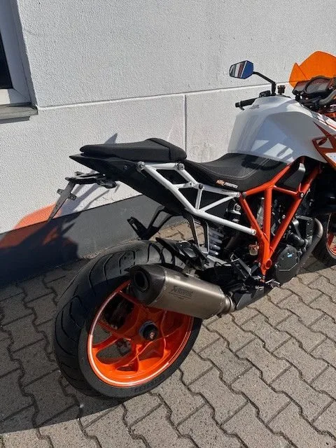 KTM 1290 Super Duke R