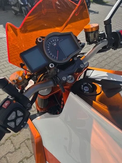 KTM 1290 Super Duke R