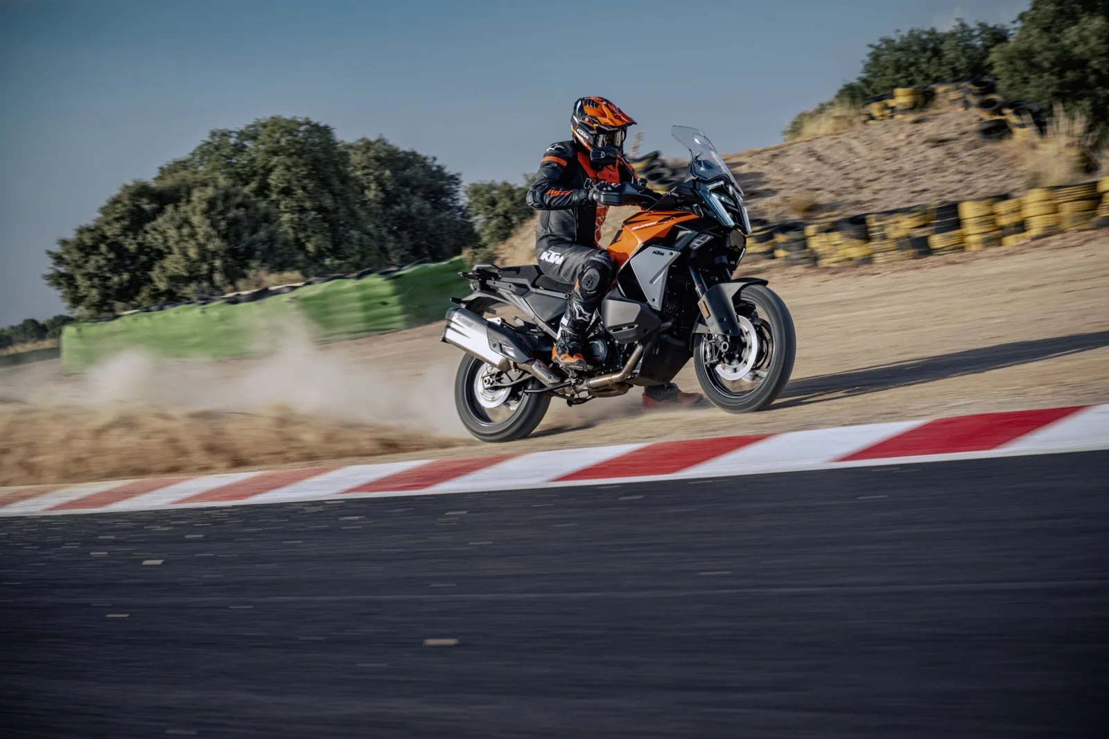 KTM 1390 Super Adventure S EVO