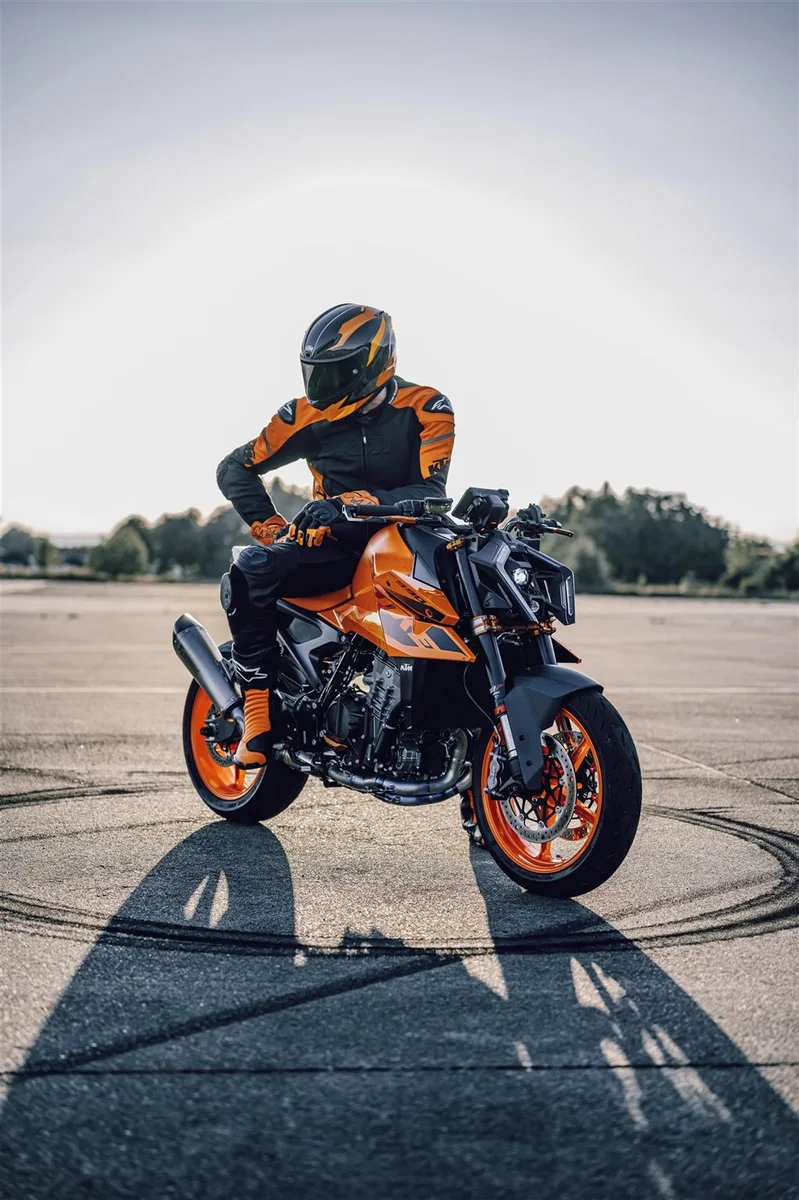 KTM 990 Duke GRATIS TECH-Pack