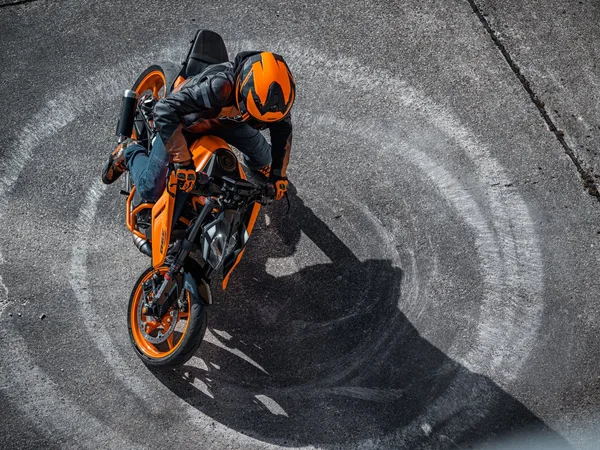 KTM 390 Duke
