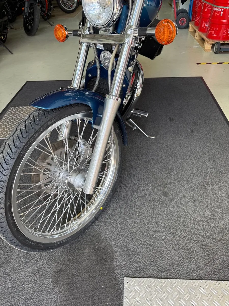 Suzuki Intruder VS 800