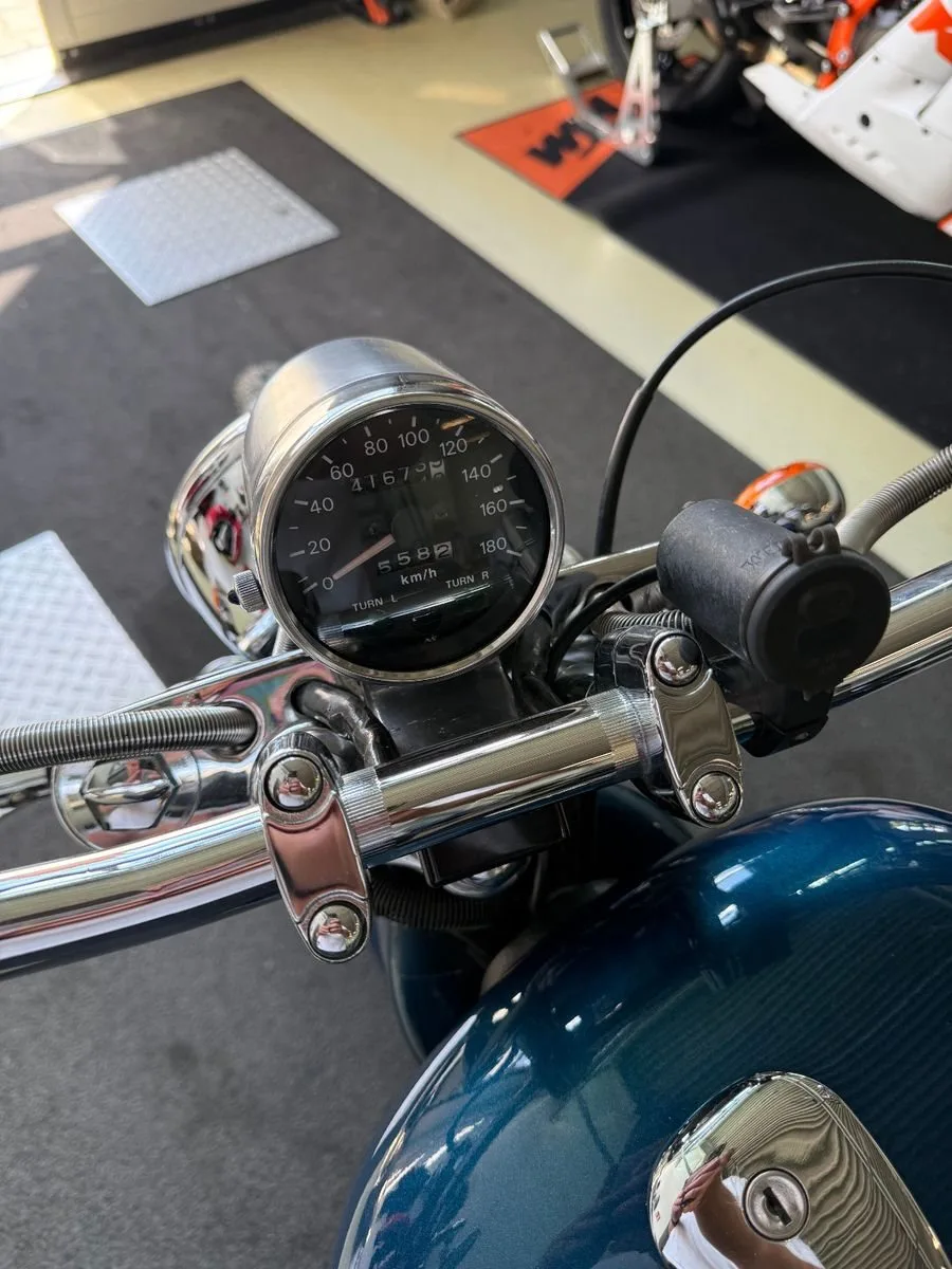 Suzuki Intruder VS 800