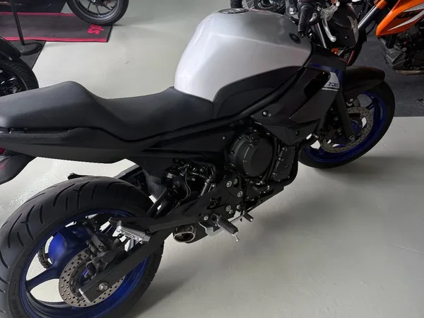 Yamaha XJ 600 ABS