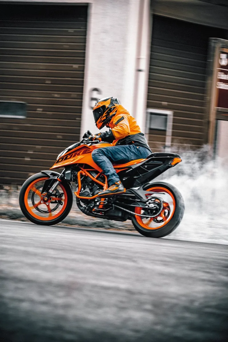 KTM 390 Duke