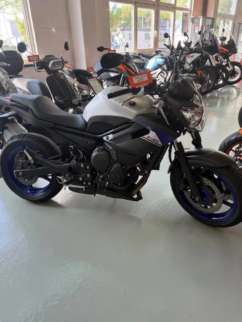 Yamaha XJ6
