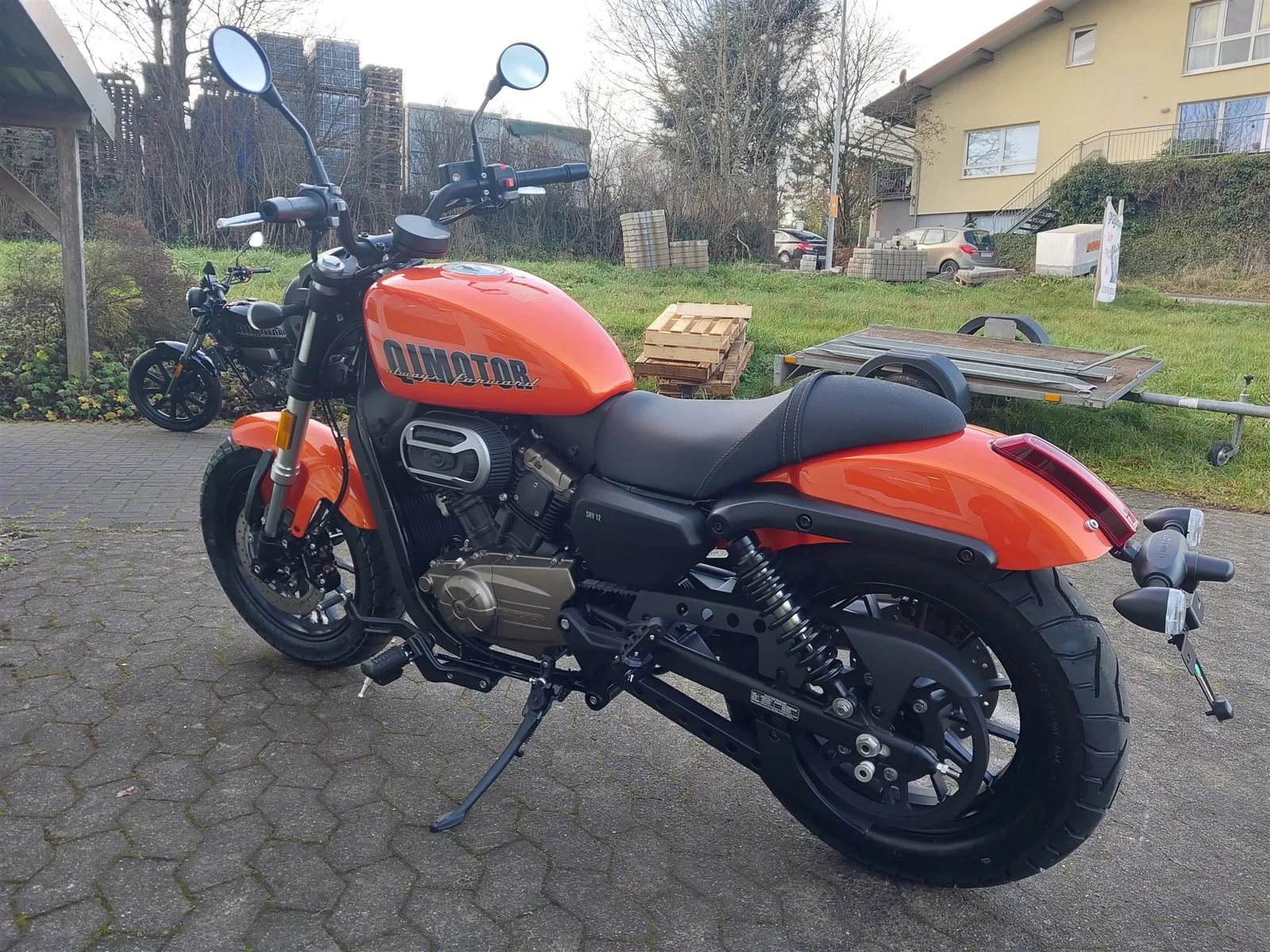 QJ Motor SRV12