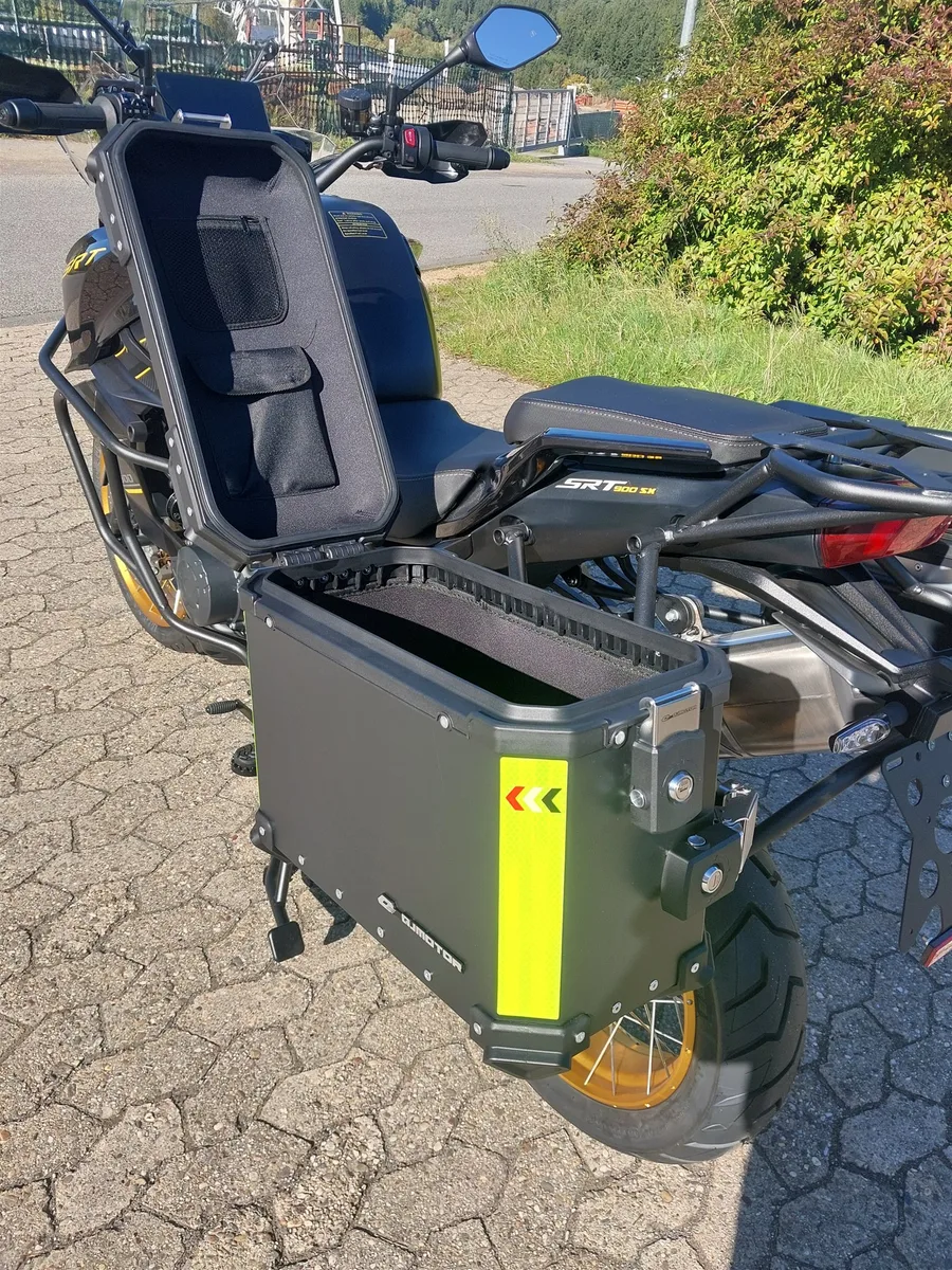 QJ Motor SRT 900 SX