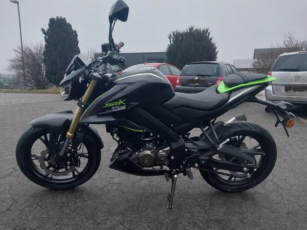 QJ Motor SRK 125 S