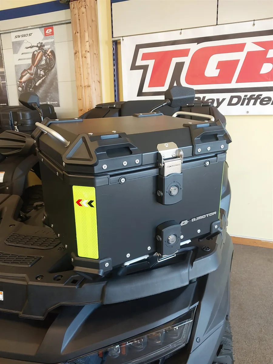 QJ Motor SRT 900 SX