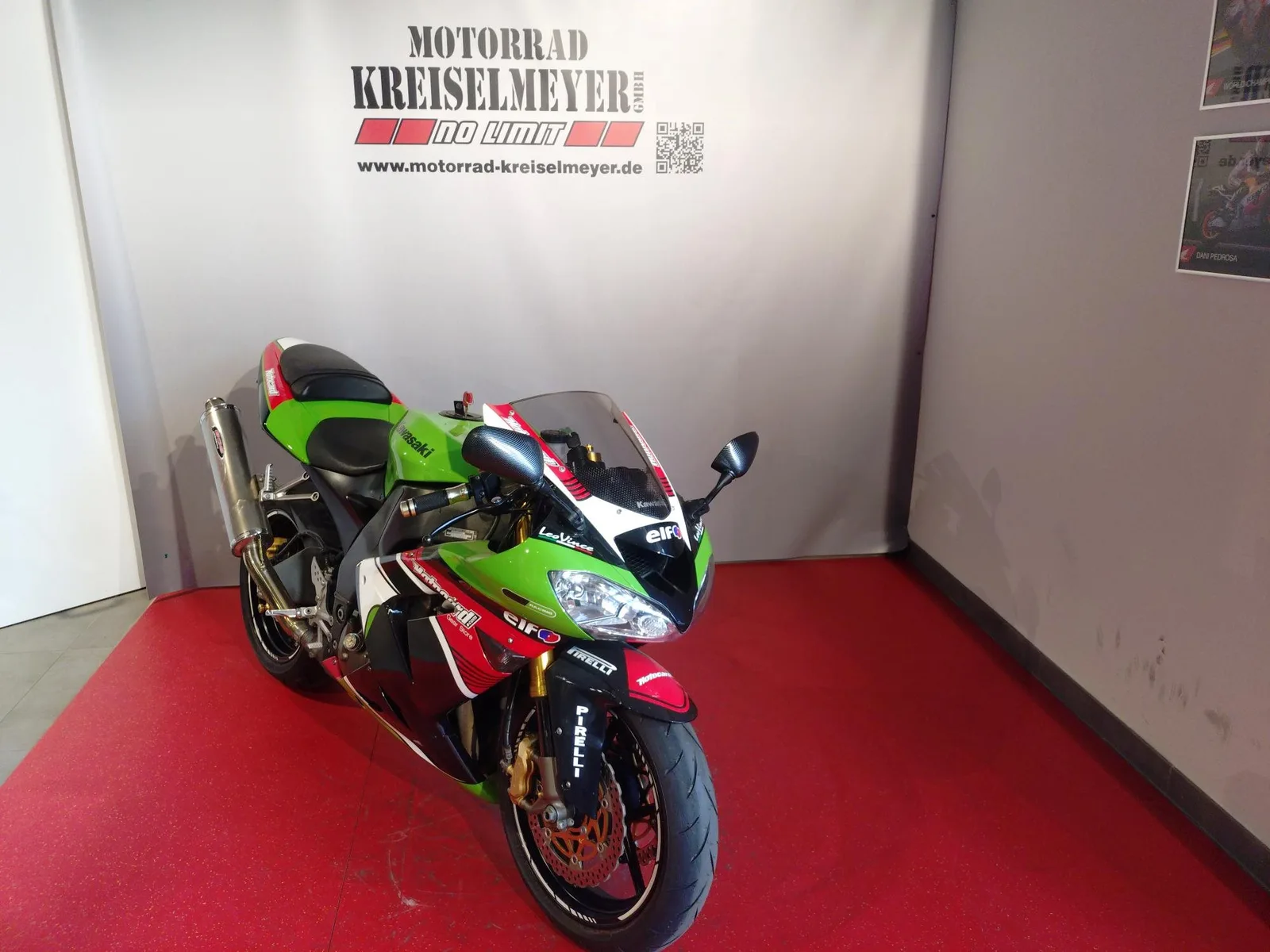 Kawasaki Ninja ZX-10R Gepflegtes Fahrzeug mit Zubehör!