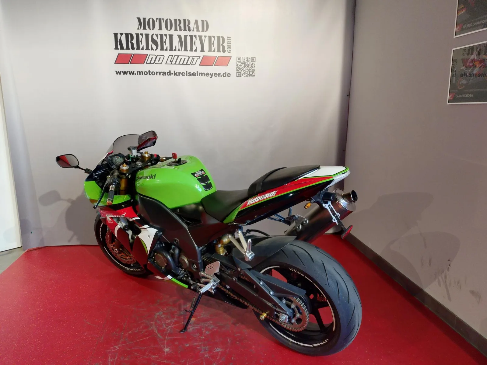 Kawasaki Ninja ZX-10R Gepflegtes Fahrzeug mit Zubehör!