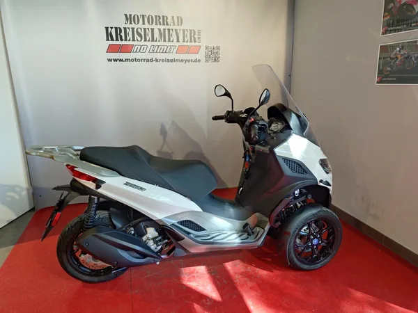Piaggio MP3 310 HPE neuwertiger Zustand mit Zubehör!