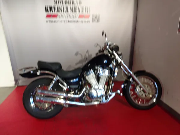 Suzuki Intruder VS 1400 Gepflegter Zustand mit viel Sonderzubehör!