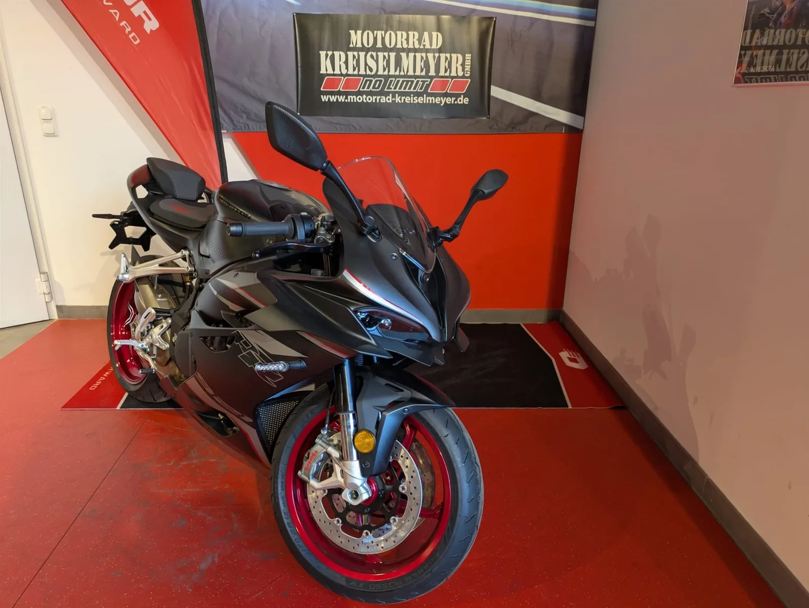 QJ Motor SRK 921 RR Mod.26 alle Farben sofort verfügbar!