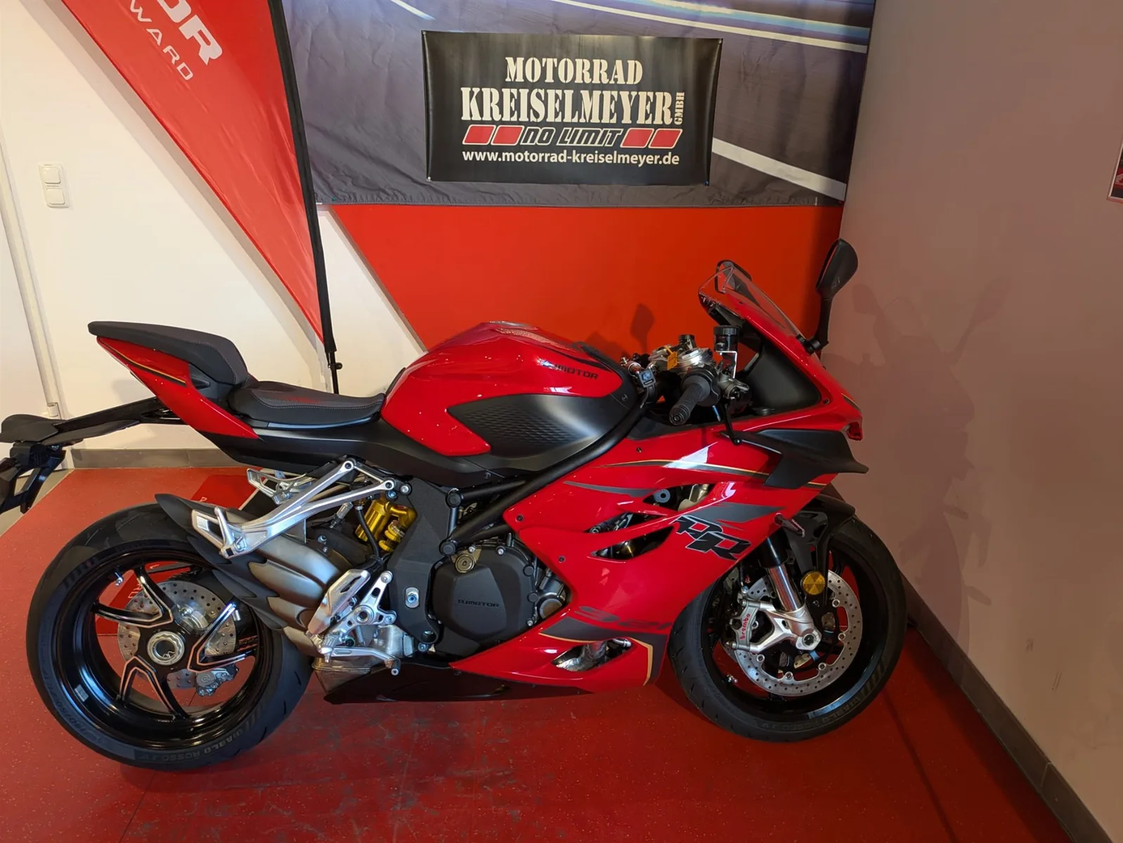 QJ Motor SRK 921 RR Mod.26 alle Farben sofort verfügbar!