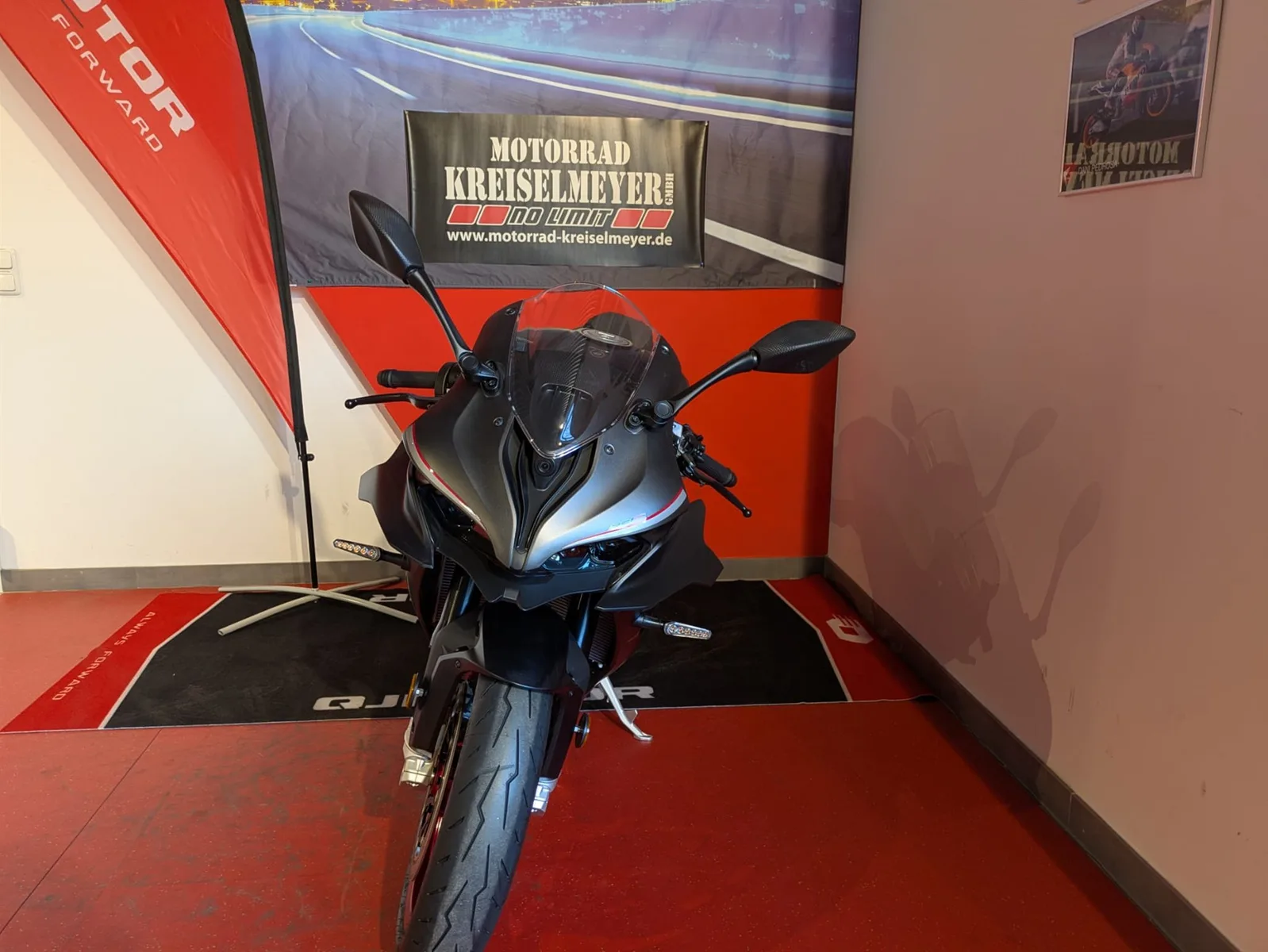 QJ Motor SRK 921 RR Mod.26 alle Farben sofort verfügbar!