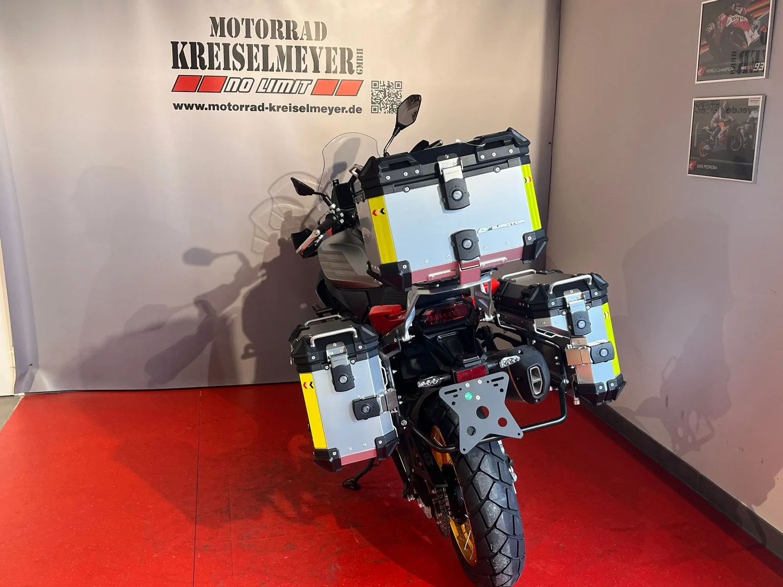 QJ Motor SRT 700 SX Mod.26 alle Farben sofort verfügbar!