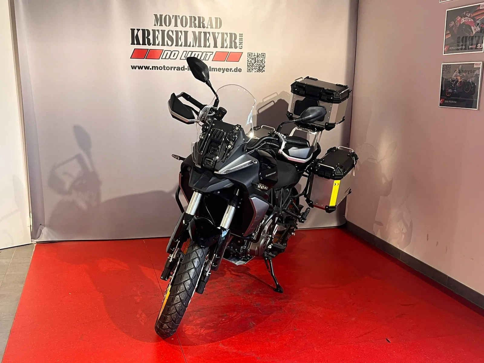 QJ Motor SRT 700 SX Mod.26 alle Farben sofort verfügbar!