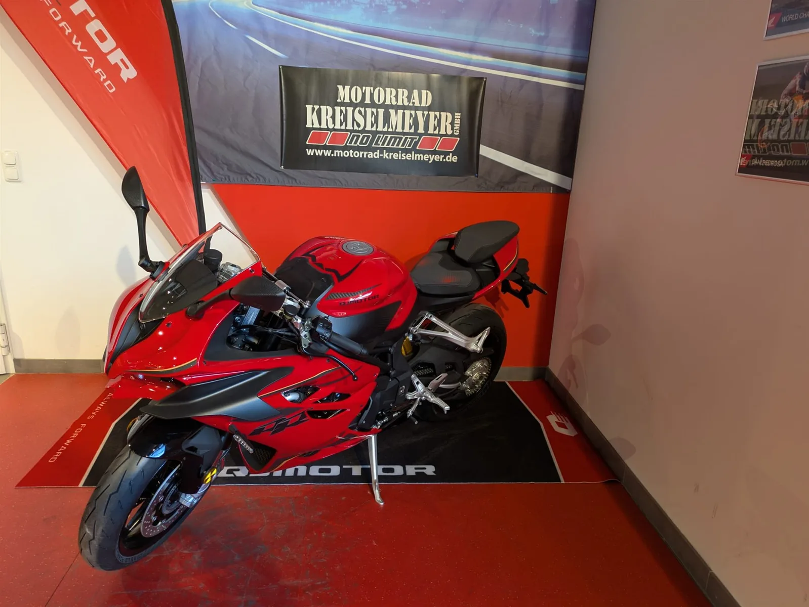 QJ Motor SRK 921 RR Mod.26 alle Farben sofort verfügbar!