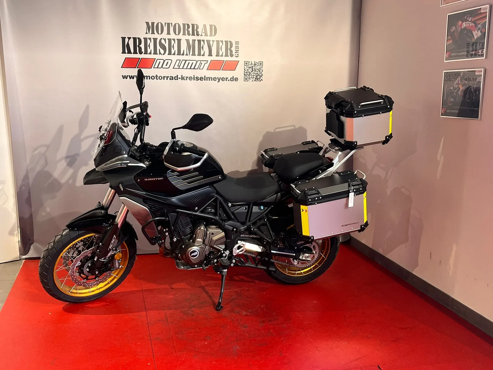 QJ Motor SRT 700 SX Mod.26 alle Farben sofort verfügbar!
