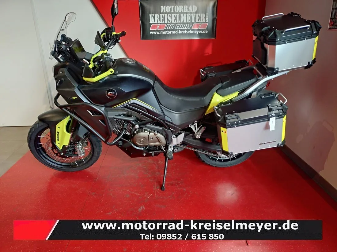 QJ Motor SVT 650 X Mod.26 sofort verfügbar