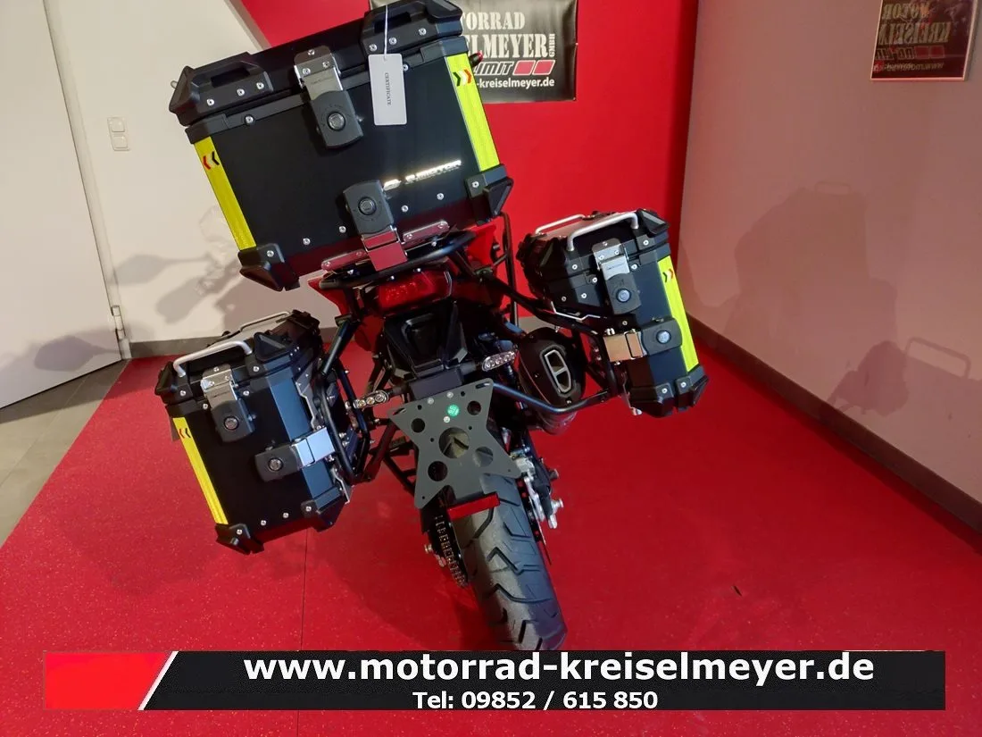 QJ Motor SRT 900 SX Mod.26 alle Farben sofort verfügbar