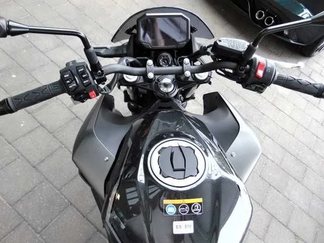 Kawasaki Z7 Hybrid