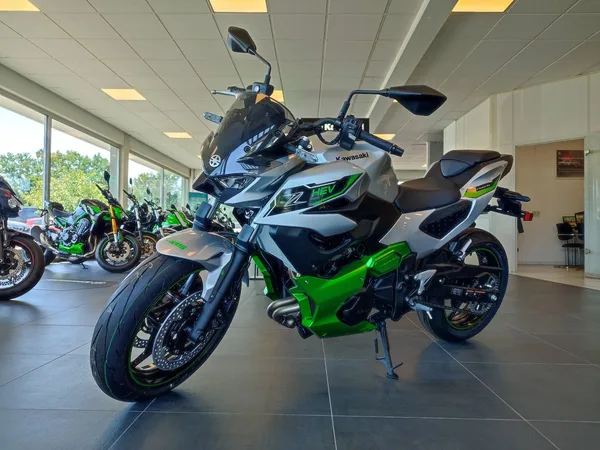 Kawasaki Z7 Hybrid