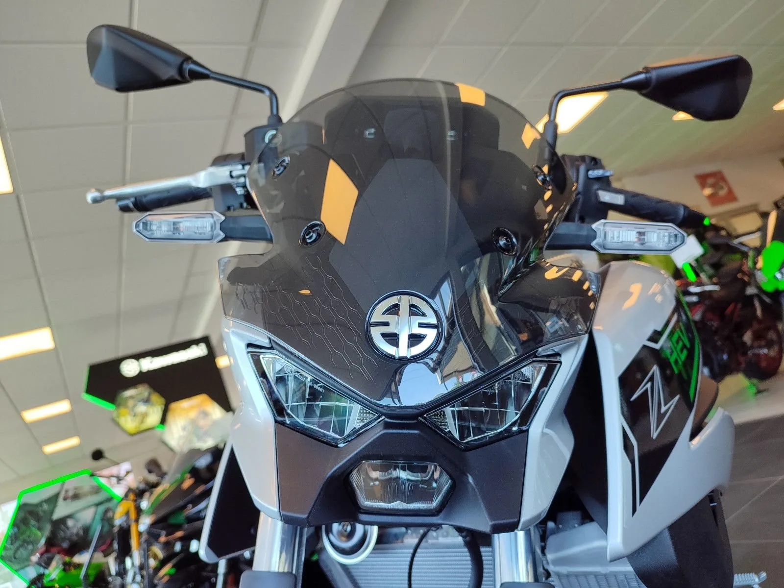 Kawasaki Z7 Hybrid
