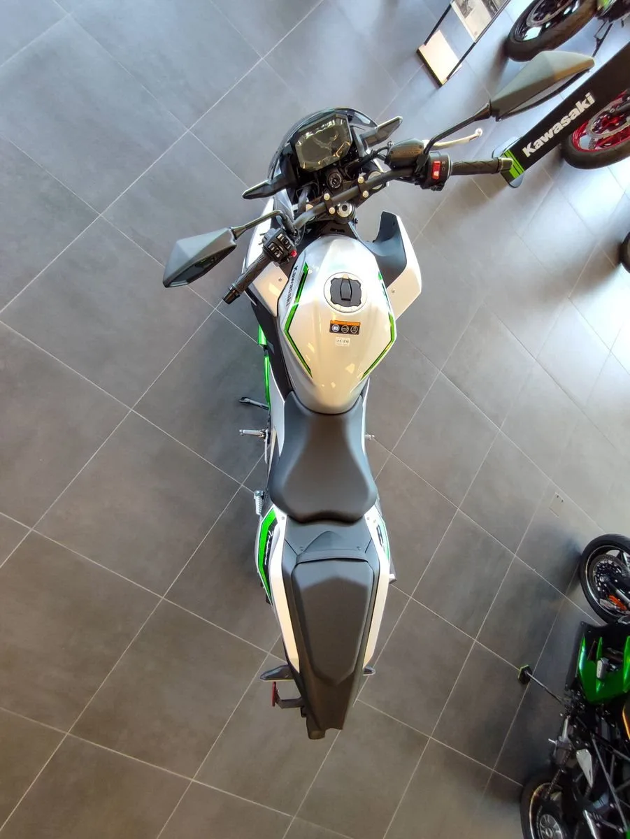Kawasaki Z7 Hybrid