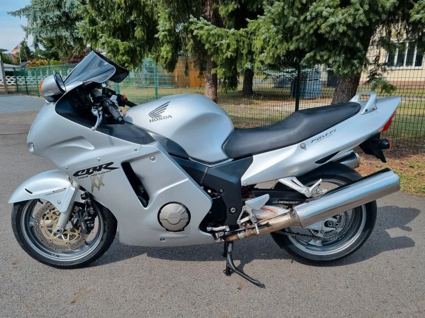 Honda CBR 1100 XX Super Blackbird