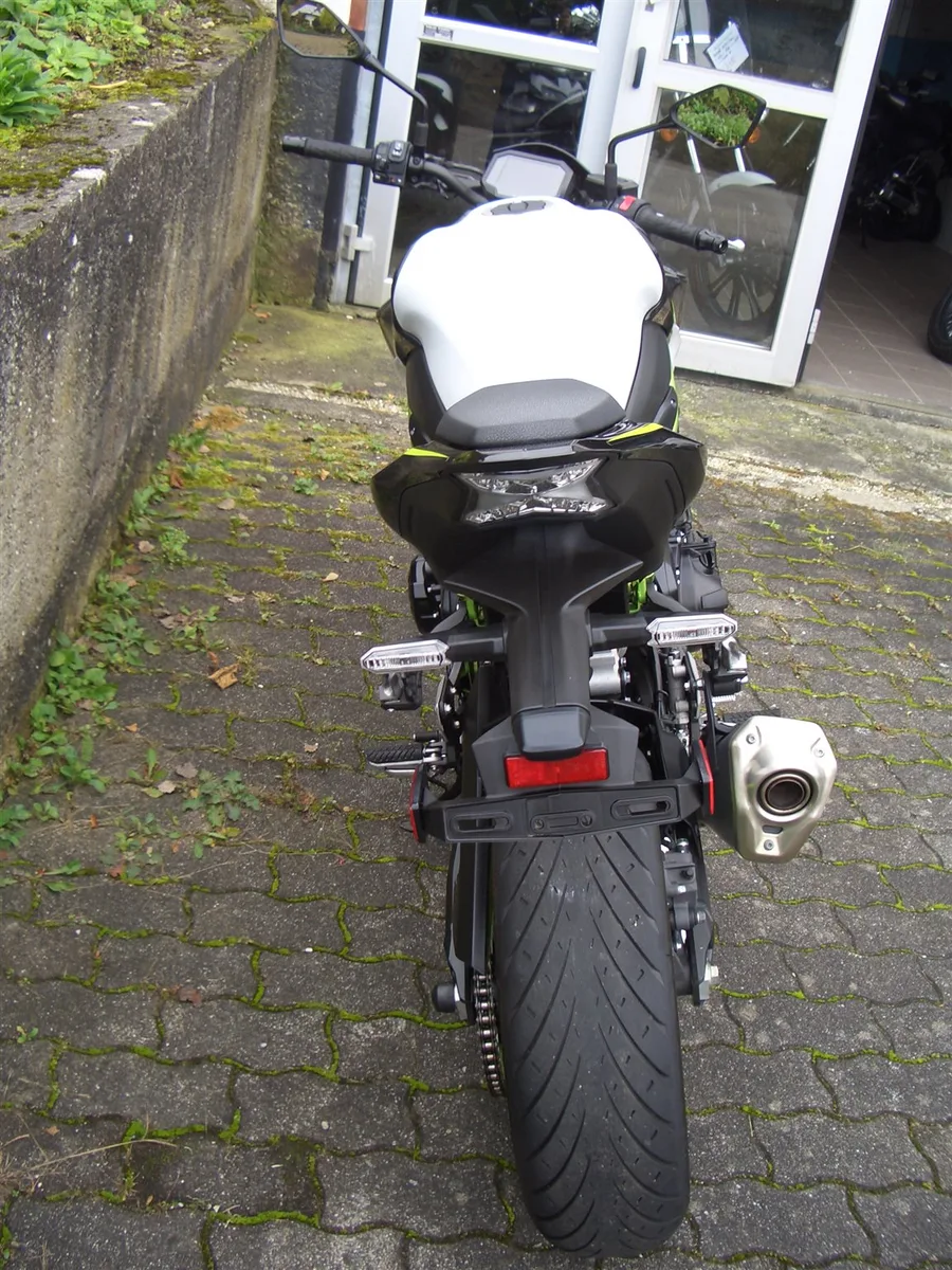 Kawasaki Z900 70kW