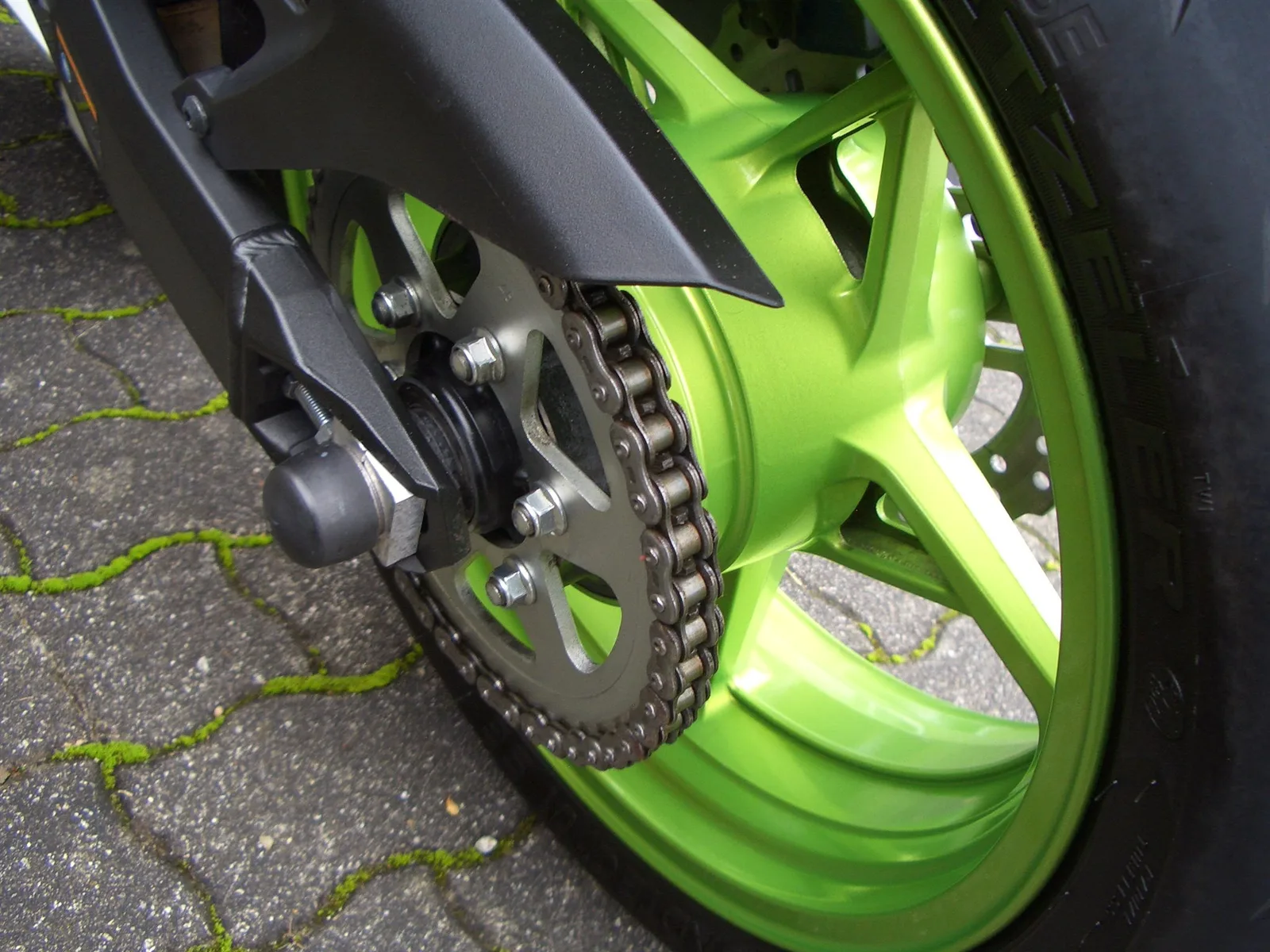Kawasaki Z900 70kW