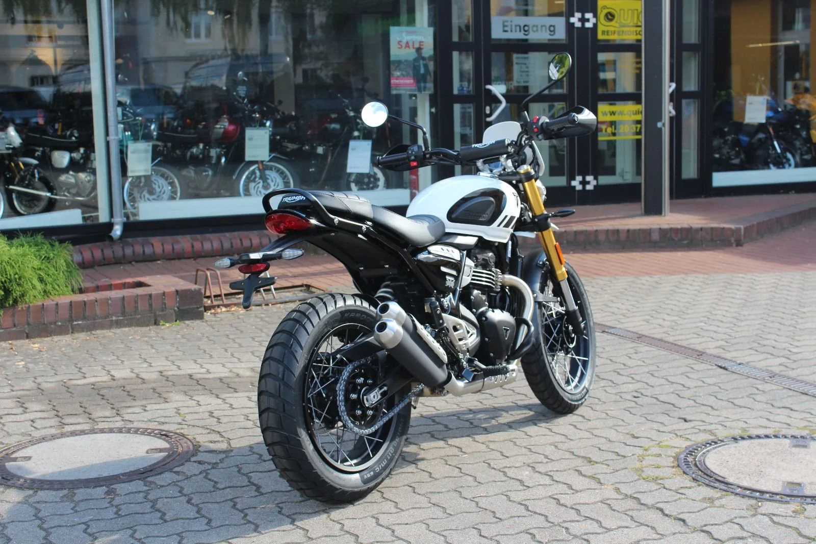 Triumph Scrambler 400 XC