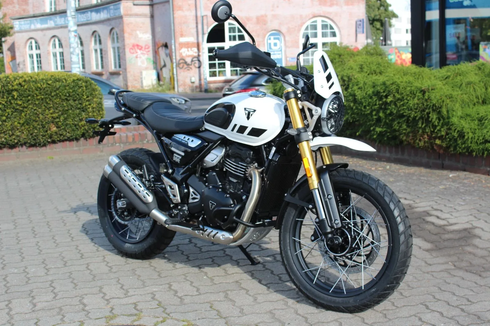 Triumph Scrambler 400 XC