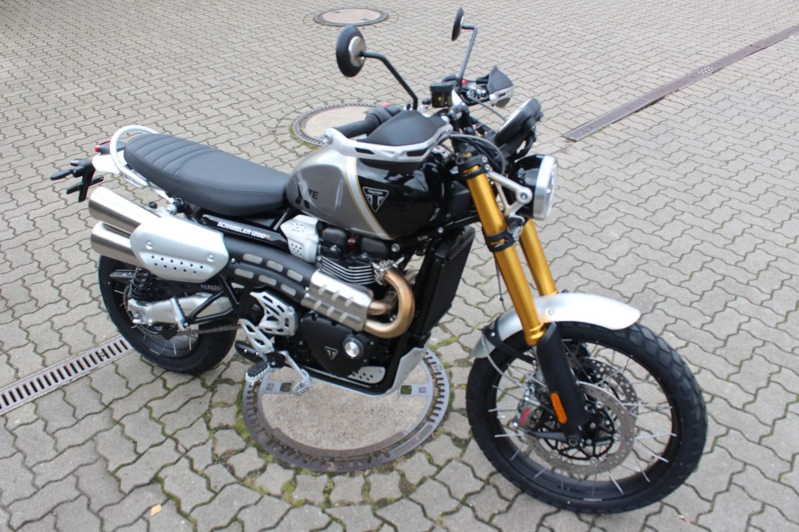 Triumph Scrambler 1200 XE